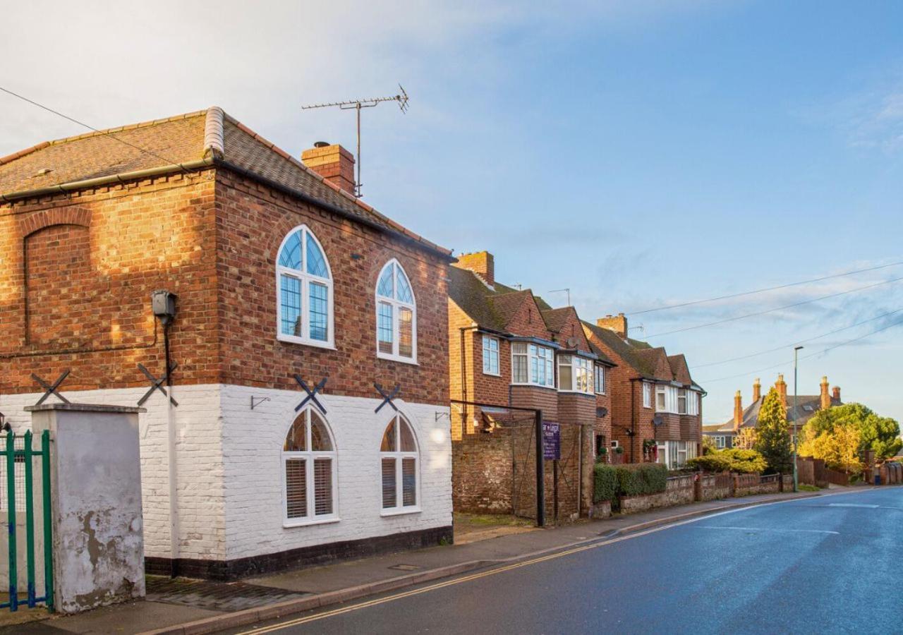 Вилла Charming 2 Bed House In Tewkesbury Centre Экстерьер фото